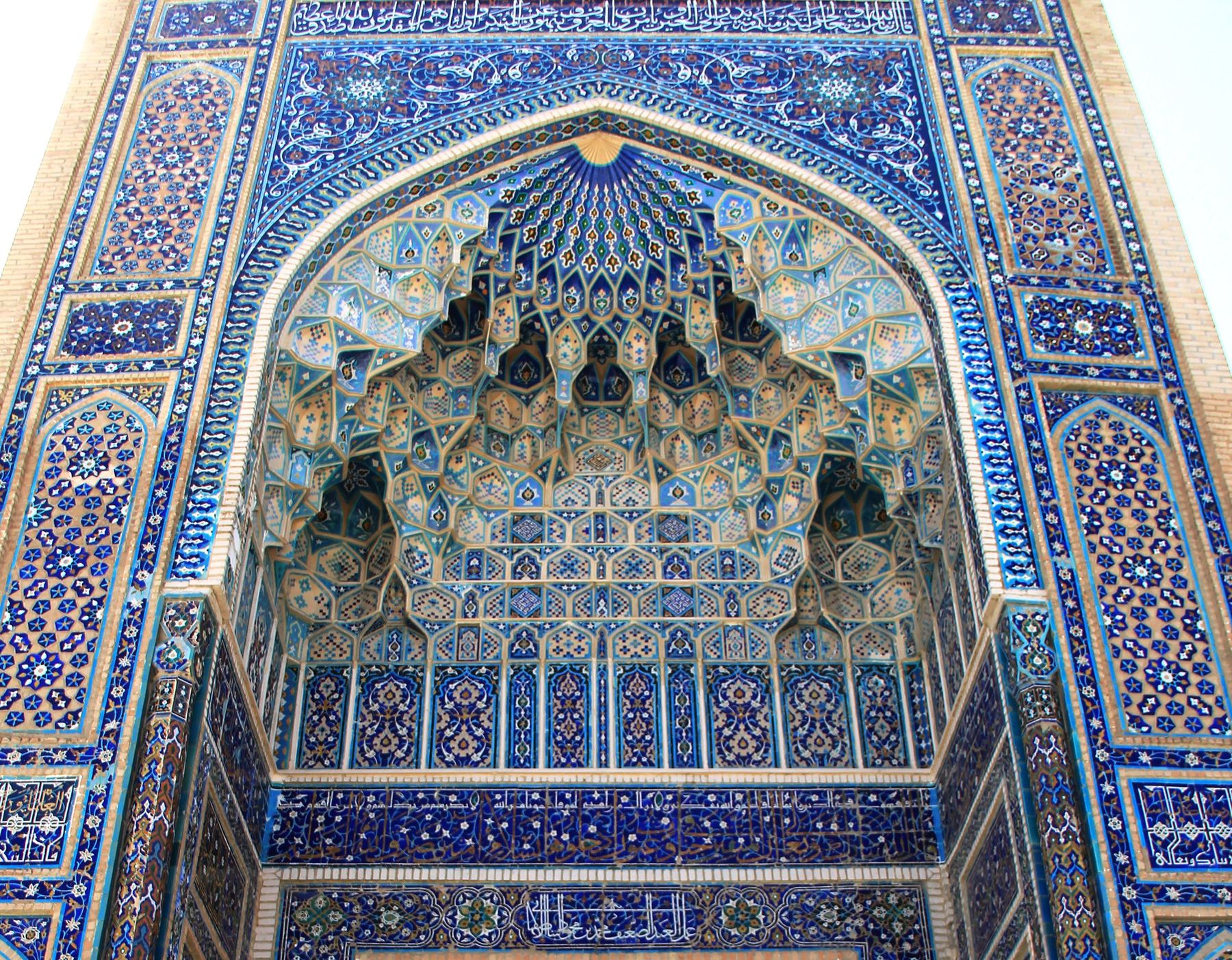 Kunstvolle Fliesenmosaike in Samarkand